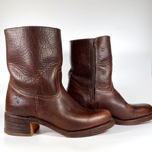 Frye Campus Zippered Short Ankle Boots 8M